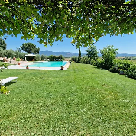 Agriturismo Il Mandorlo Farm stay Cortona
