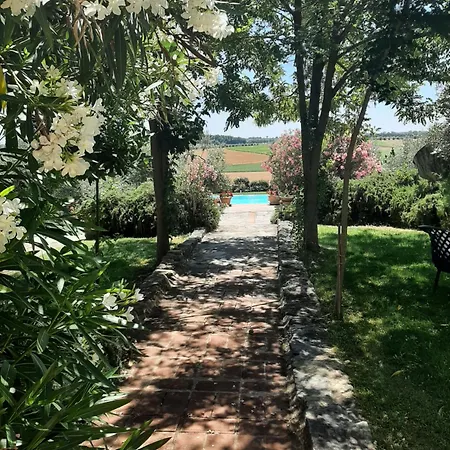Agriturismo Il Mandorlo *